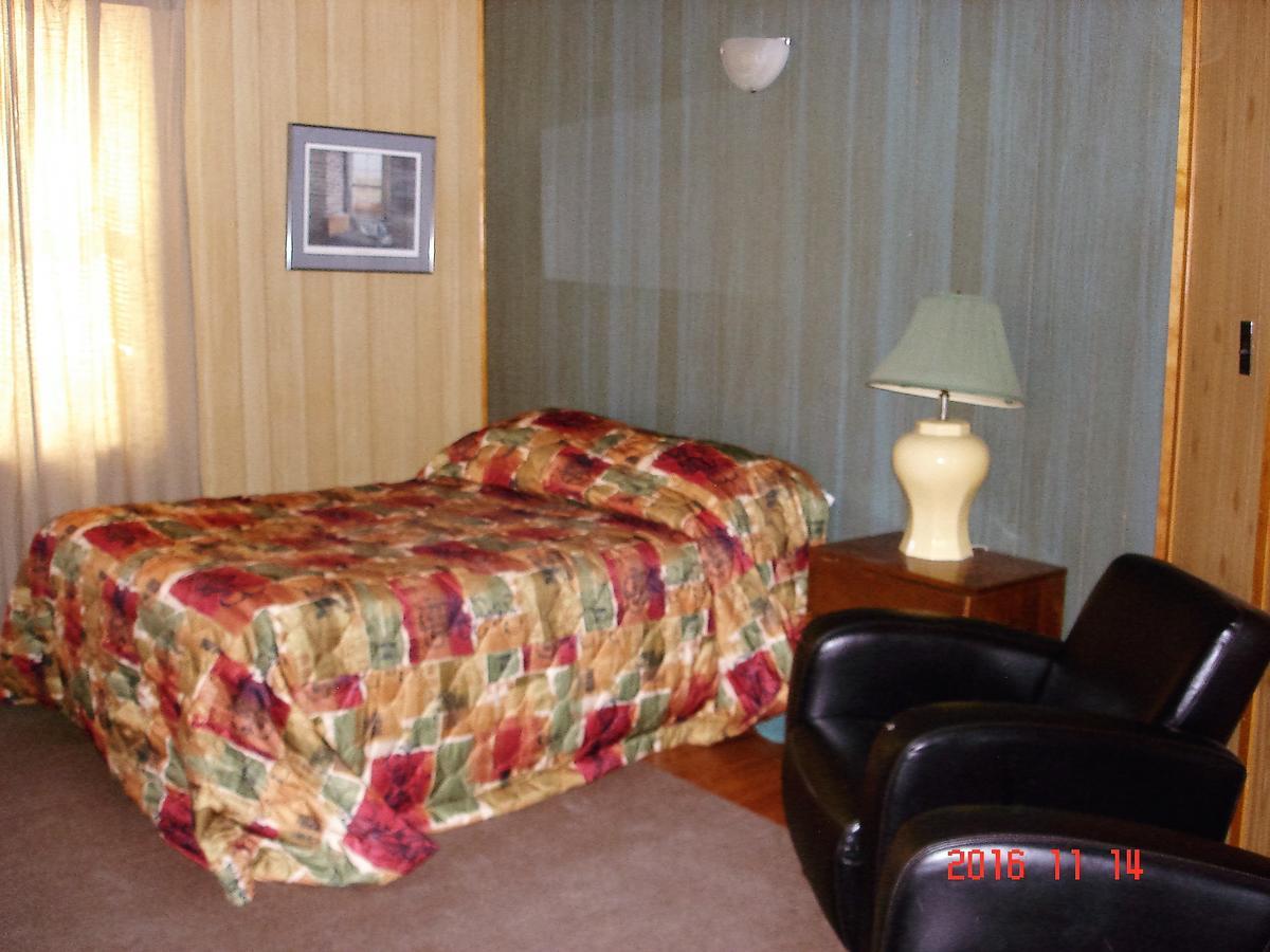 Simpson Hotel エクステリア 写真